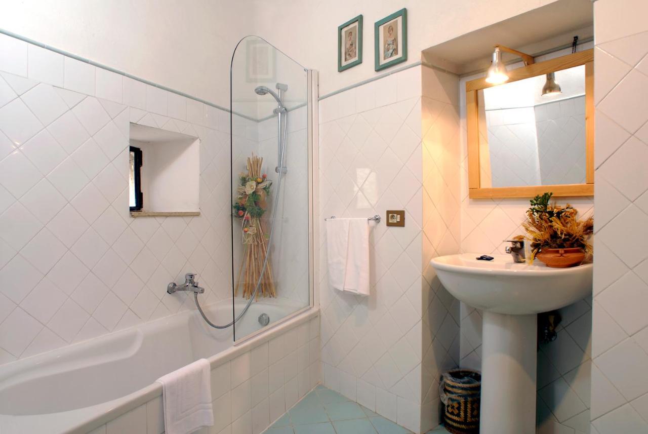 Fattoria Guicciardini Apartment San Gimignano Bagian luar foto